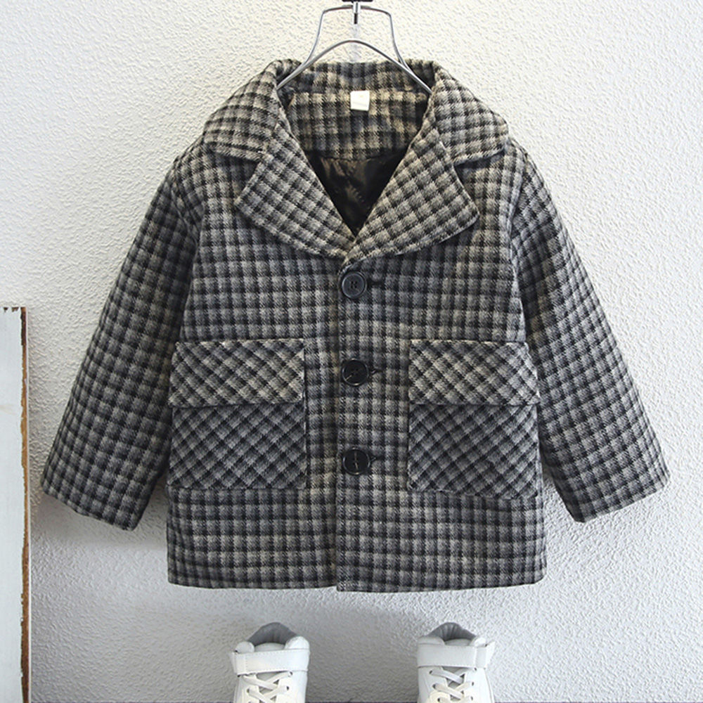 

features material 100 polyester fit type regular the actual product
