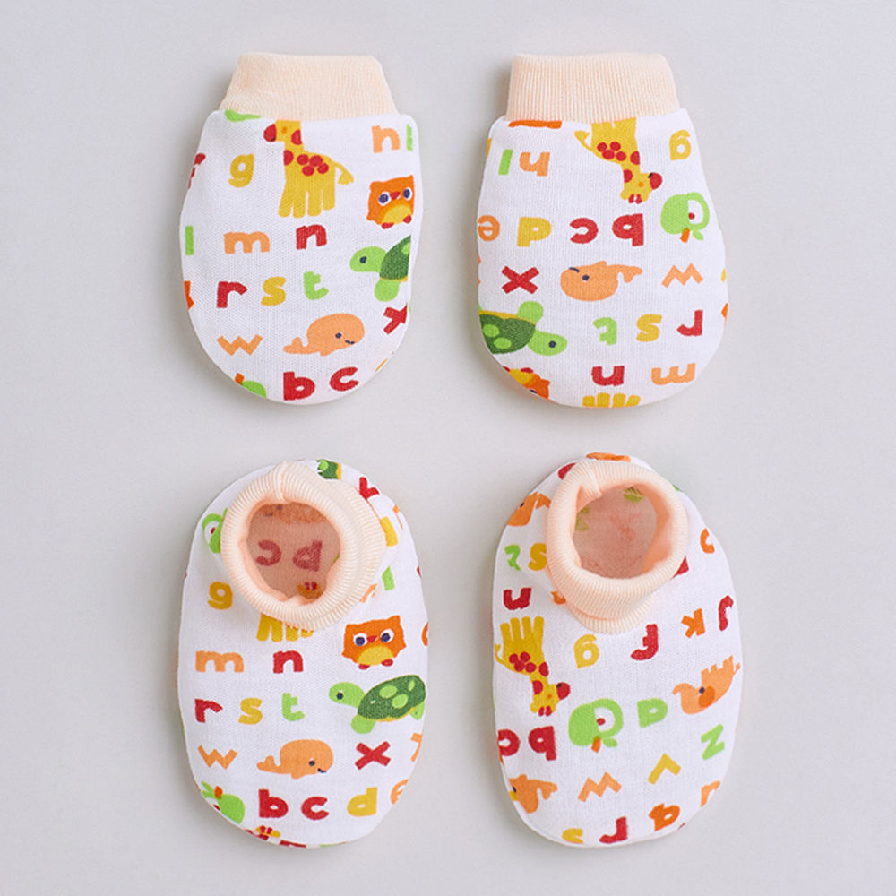 

soft gentle knitted cotton mittens booties set for the little