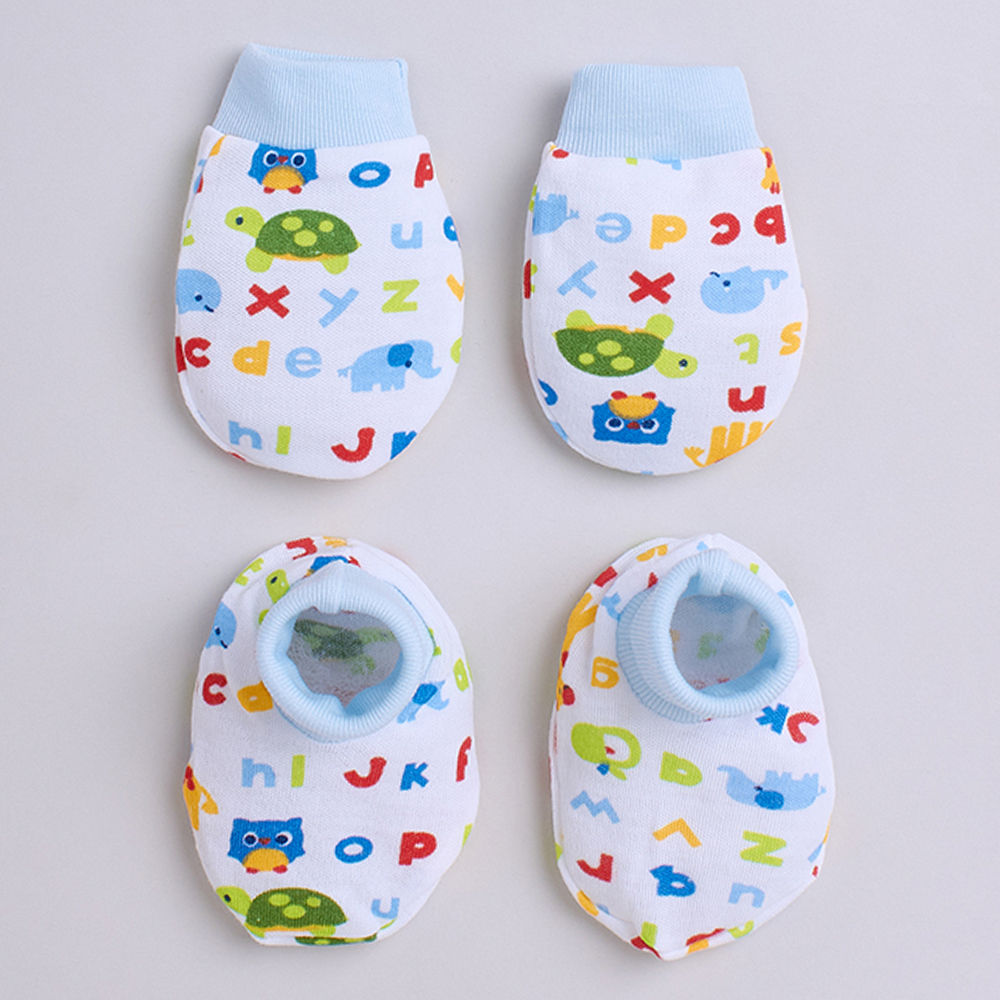 

soft gentle knitted cotton mittens booties set for the little