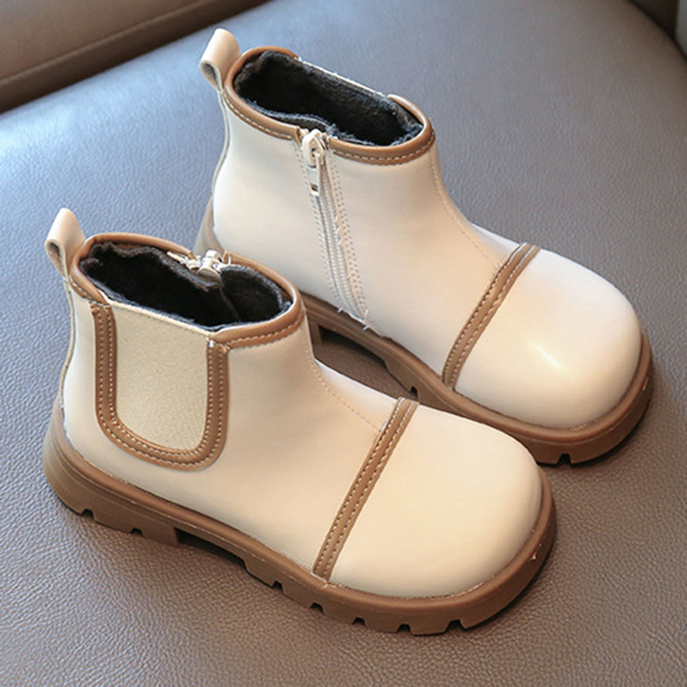 

features upper material 95 tpr 5 pu sole material 95