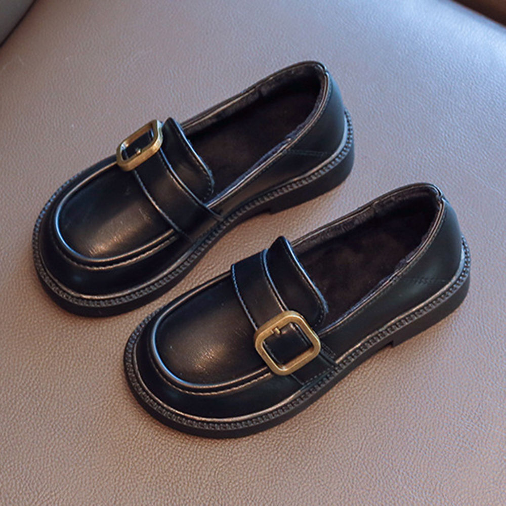 

features upper material 95 tpr 5 pu sole material 95