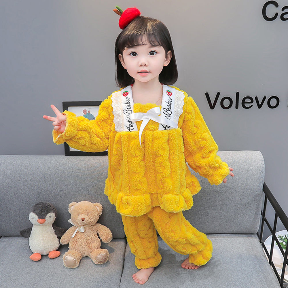 

features top material 100 polyester bottom material 100 polyester fit