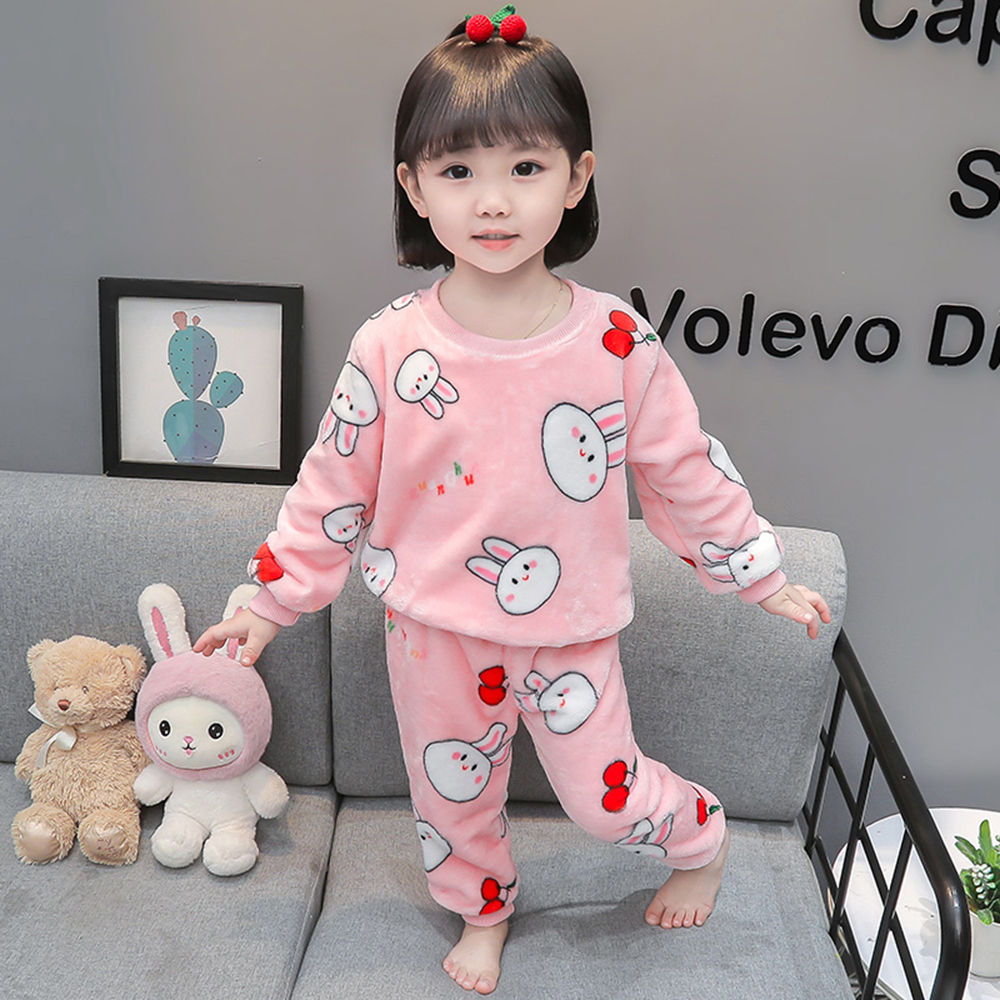 

features top material 100 polyester bottom material 100 polyester fit