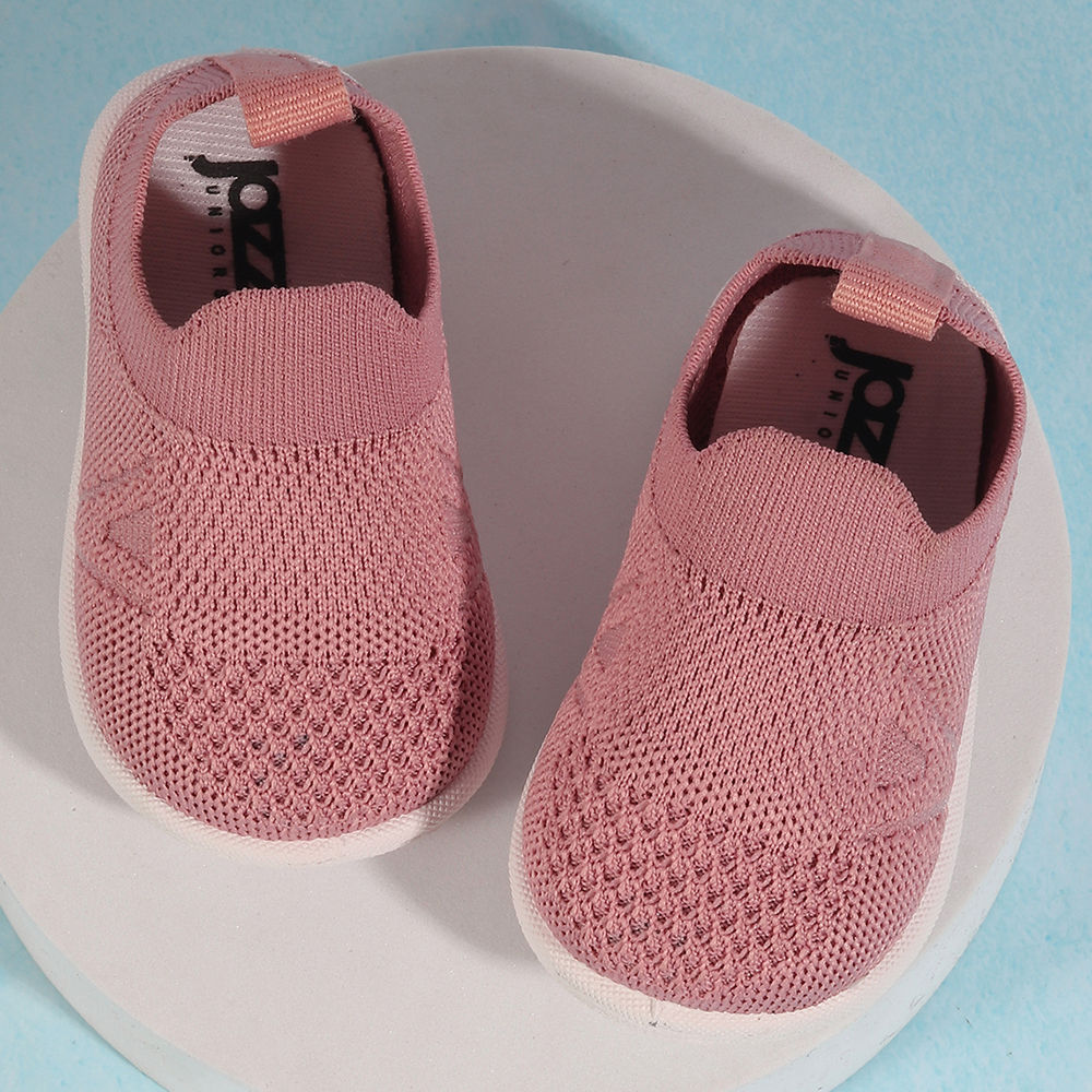 

features upper material 100 pu sole material padded the actual