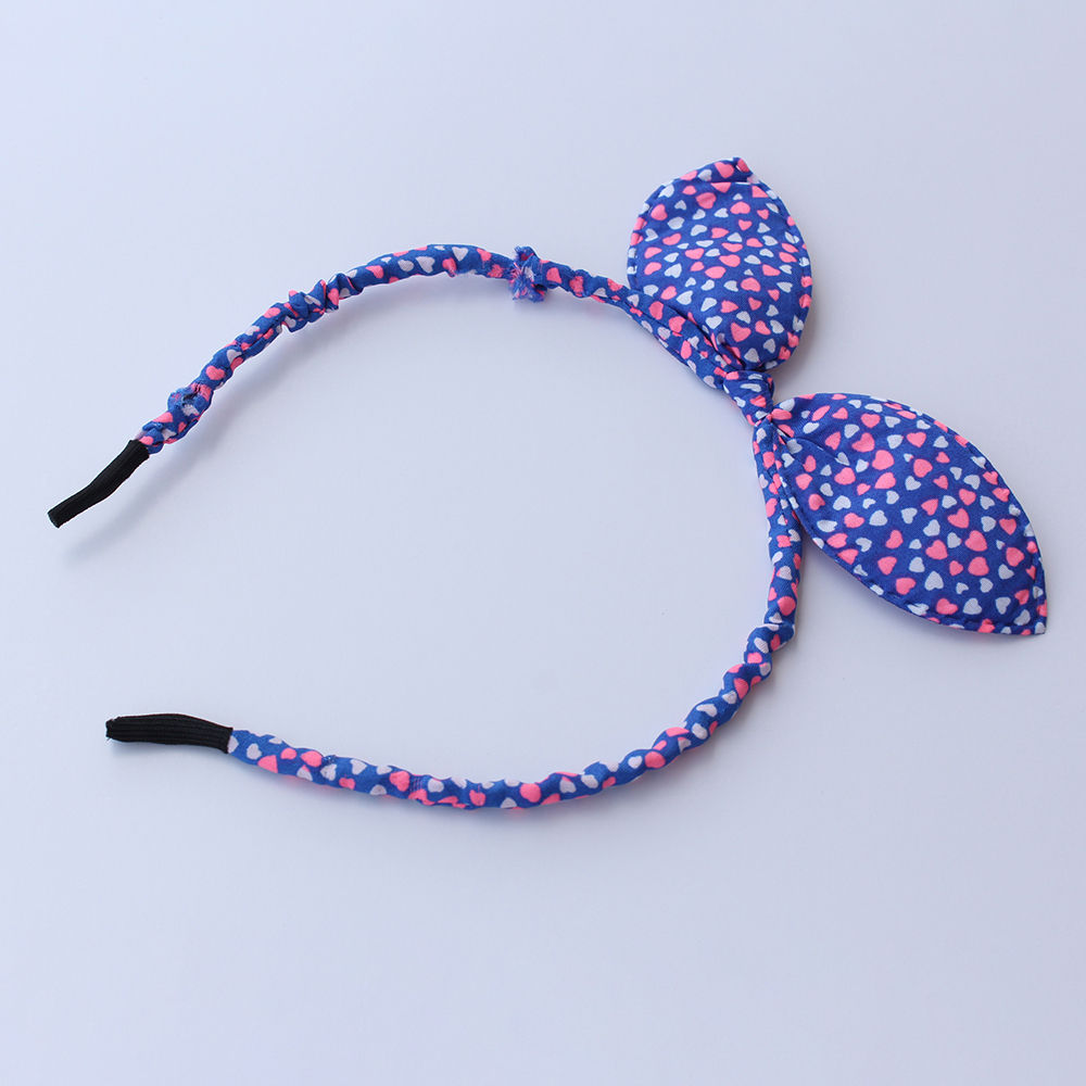 

cute glittering crown for your little princess
