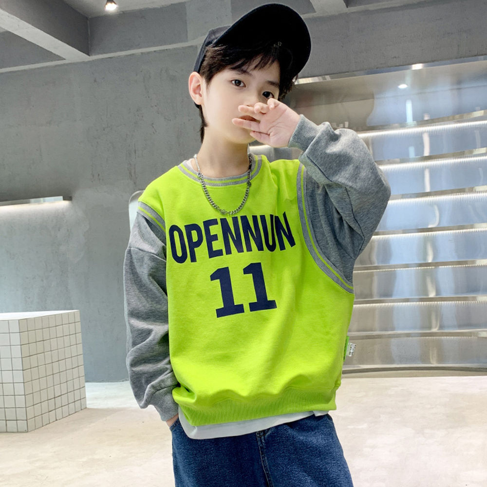 

features material 100 polyester fit type regular the actual product