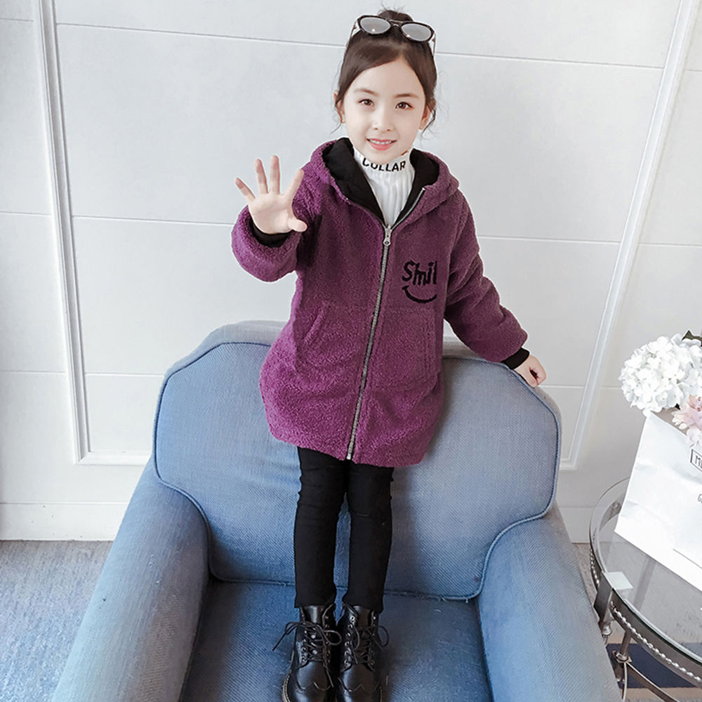 

features material 100 polyester fit type regular the actual product
