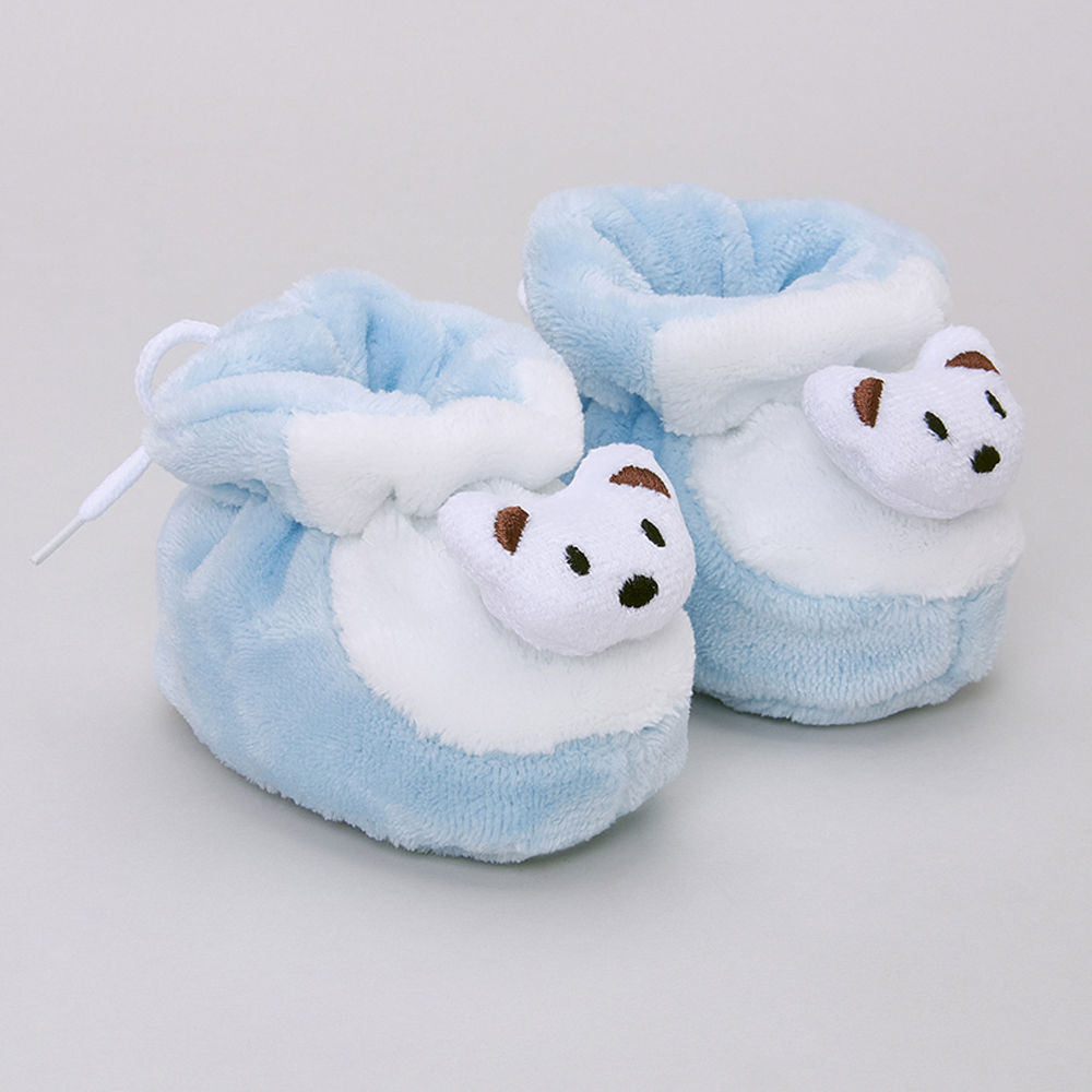 

features upper material fur sole material fabric the actual product