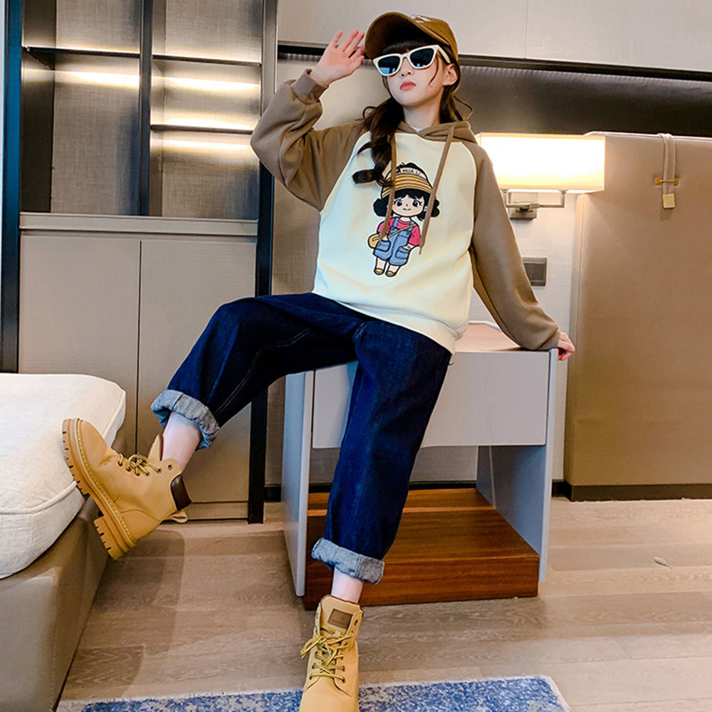 

features material 100 polyester fit type regular the actual product