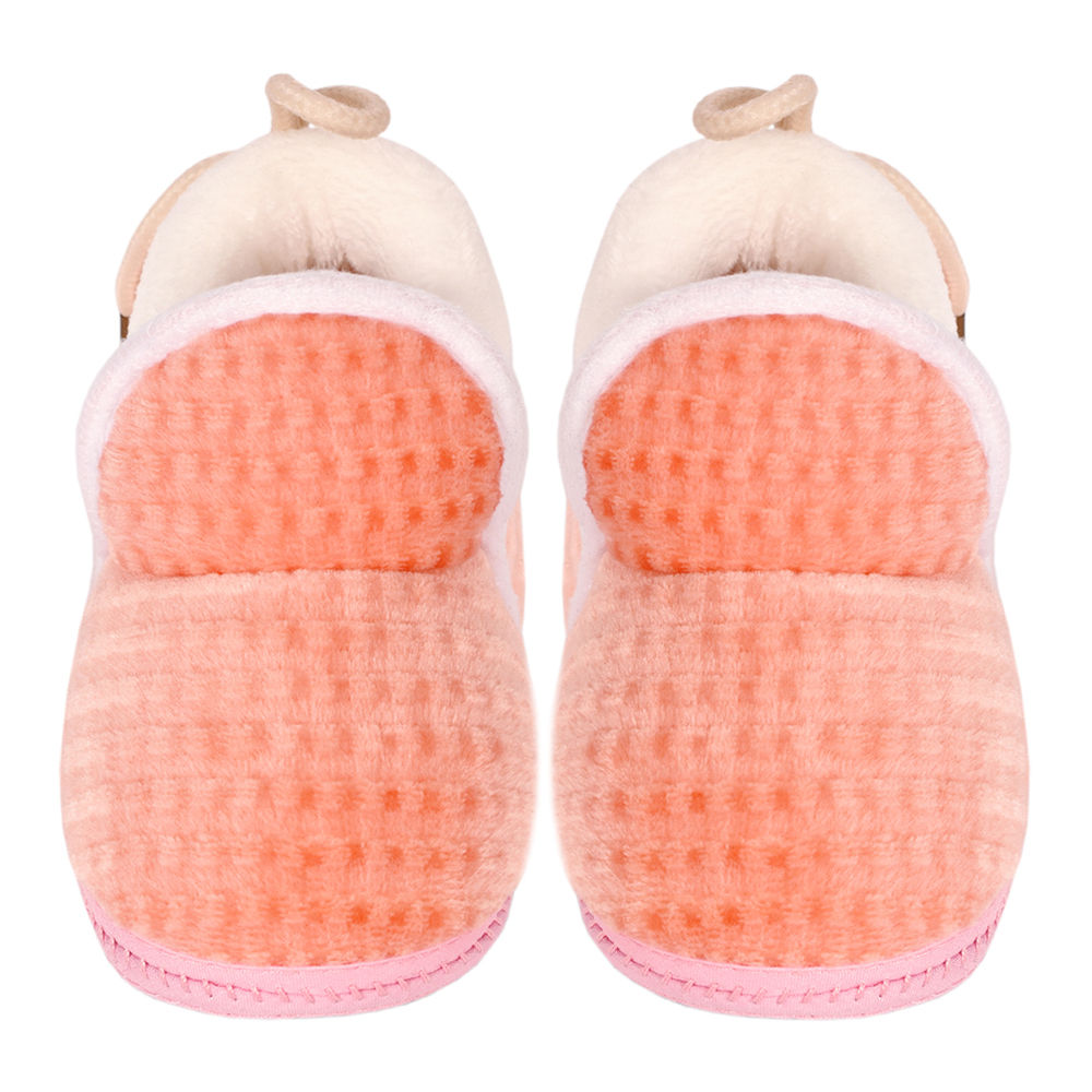 

features upper material 100 acrylic sole material 100 acrylic the