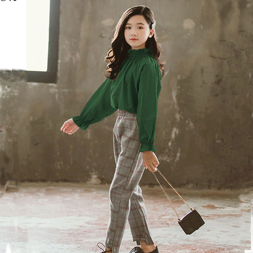 

features top material 100 polyester bottom material 100 polyester fit