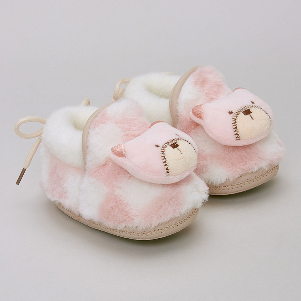 

features upper material fur sole material fabric the actual product