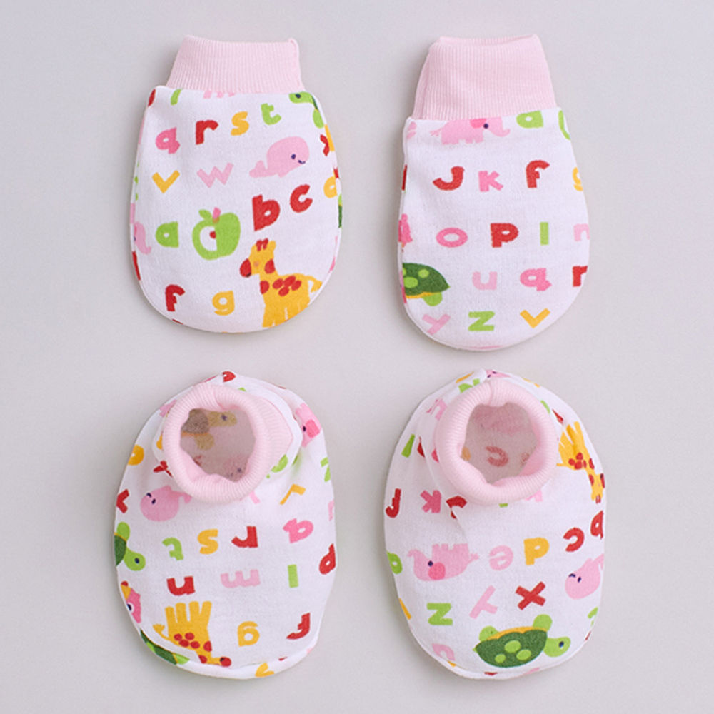 

soft gentle knitted cotton mittens booties set for the little