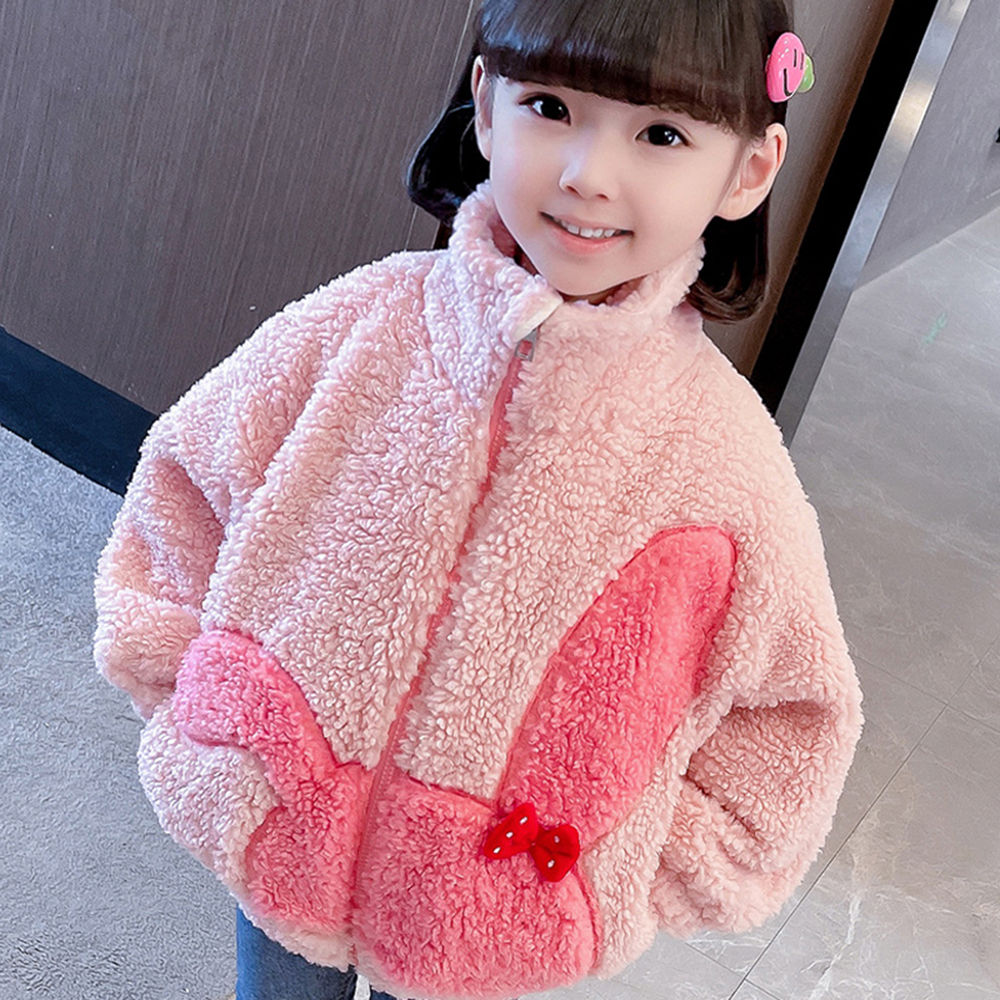 

features material 100 polyester fit type regular the actual product