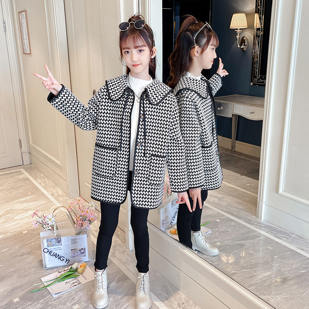 

features material 100 polyester fit type regular the actual product