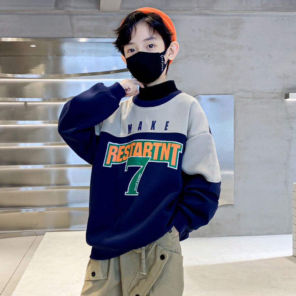 

features material 100 polyester fit type regular the actual product