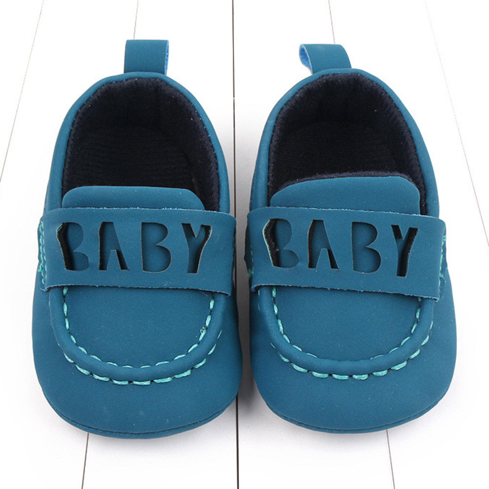 

features upper material synthetic leather sole material polyurethane the actual