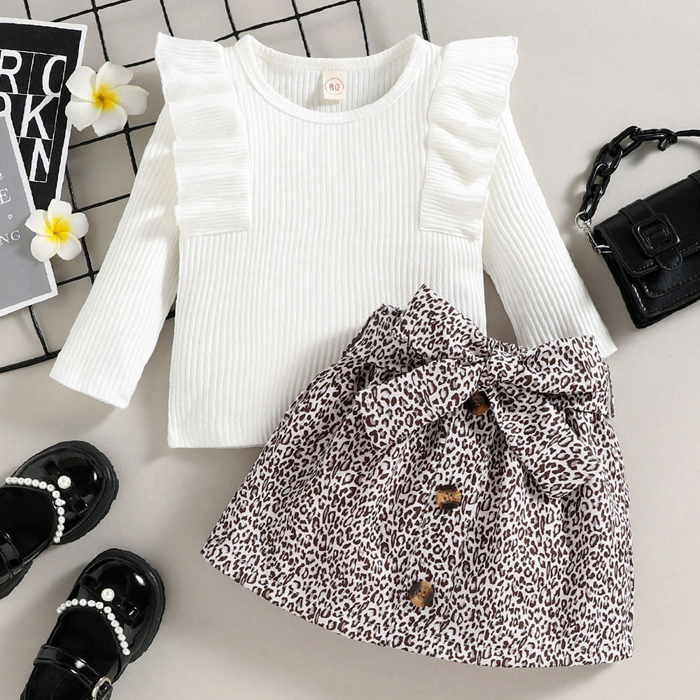 

features top material 100 polyester bottom material 100 polyester fit