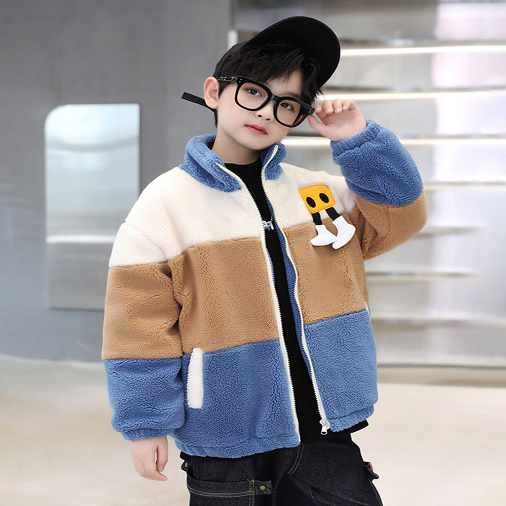 

features material 100 polyester fit type regular the actual product
