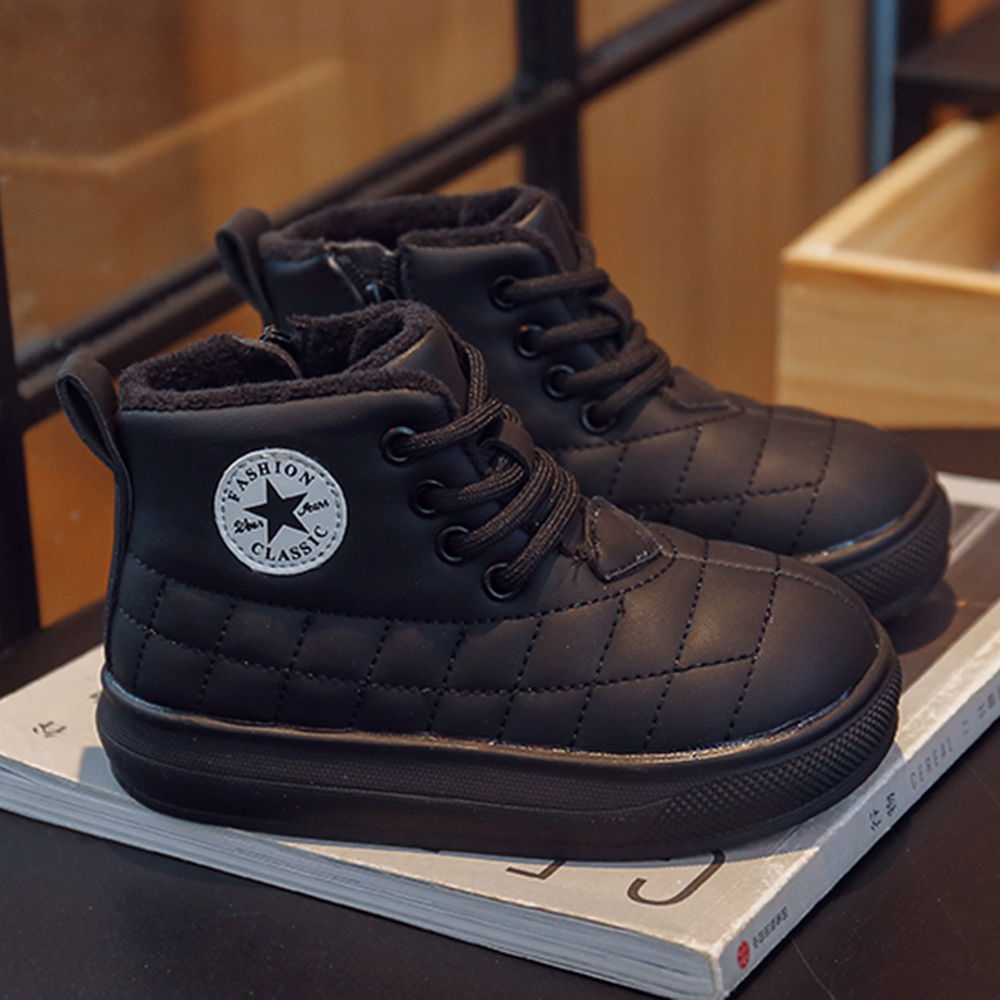

features upper material 100 synthetic pu sole material 100 rubber