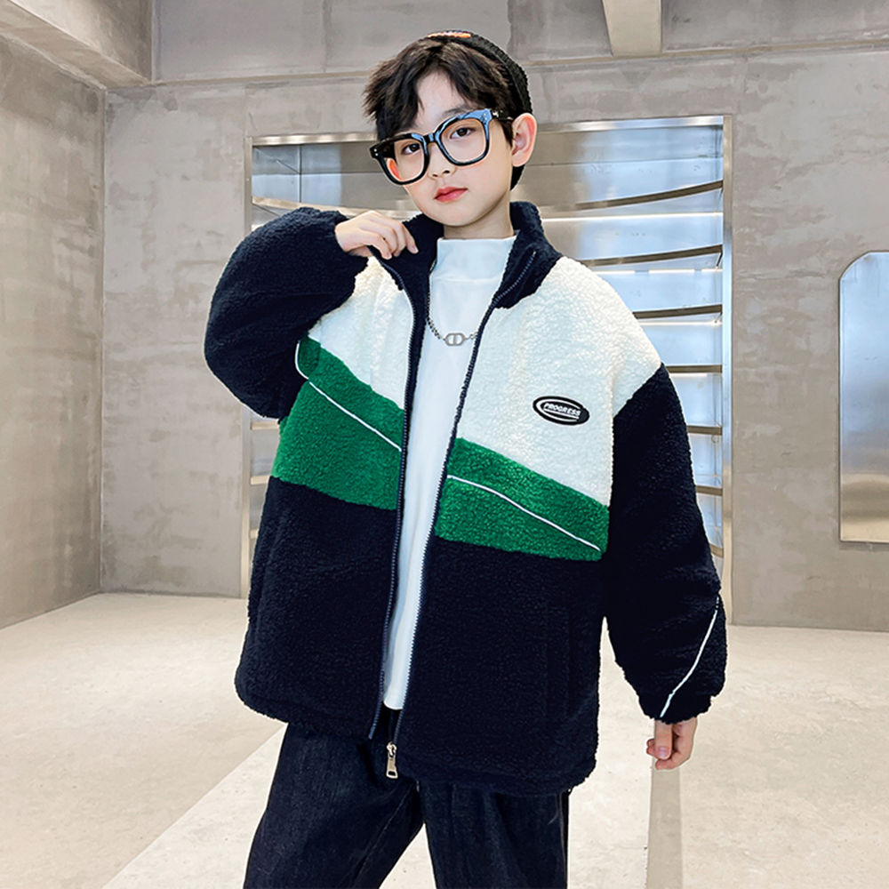 

features material 100 polyester fit type regular the actual product