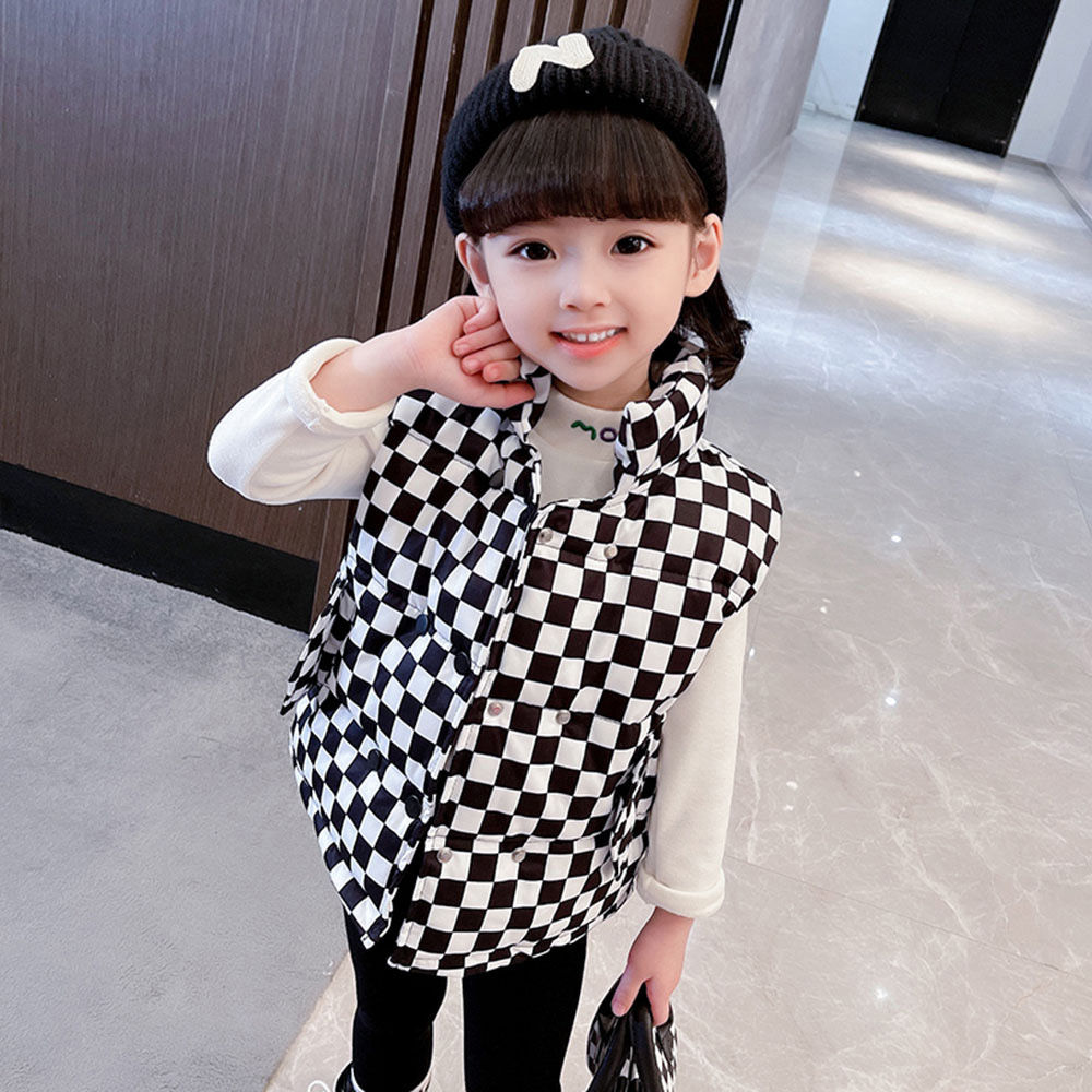 

features material 100 polyester fit type regular the actual product