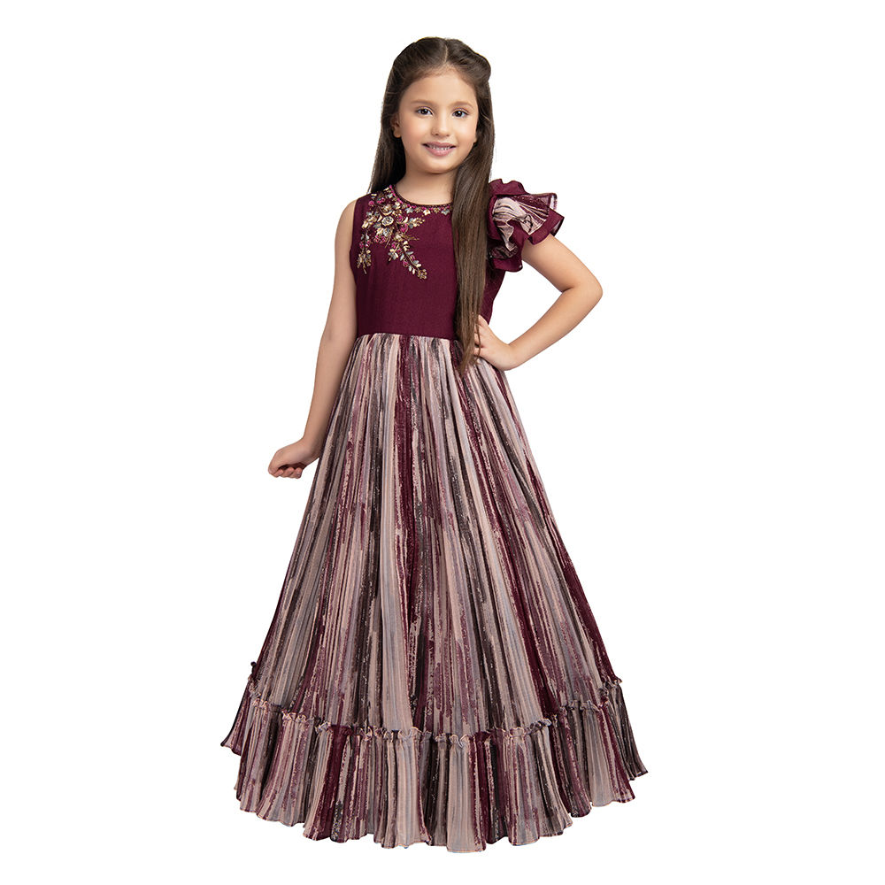 

features material 100 silk fit type slim the actual product