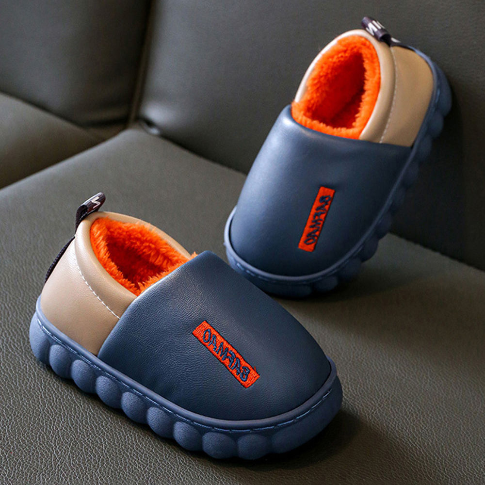 

features upper material 95 tpr 5 pu sole material 95