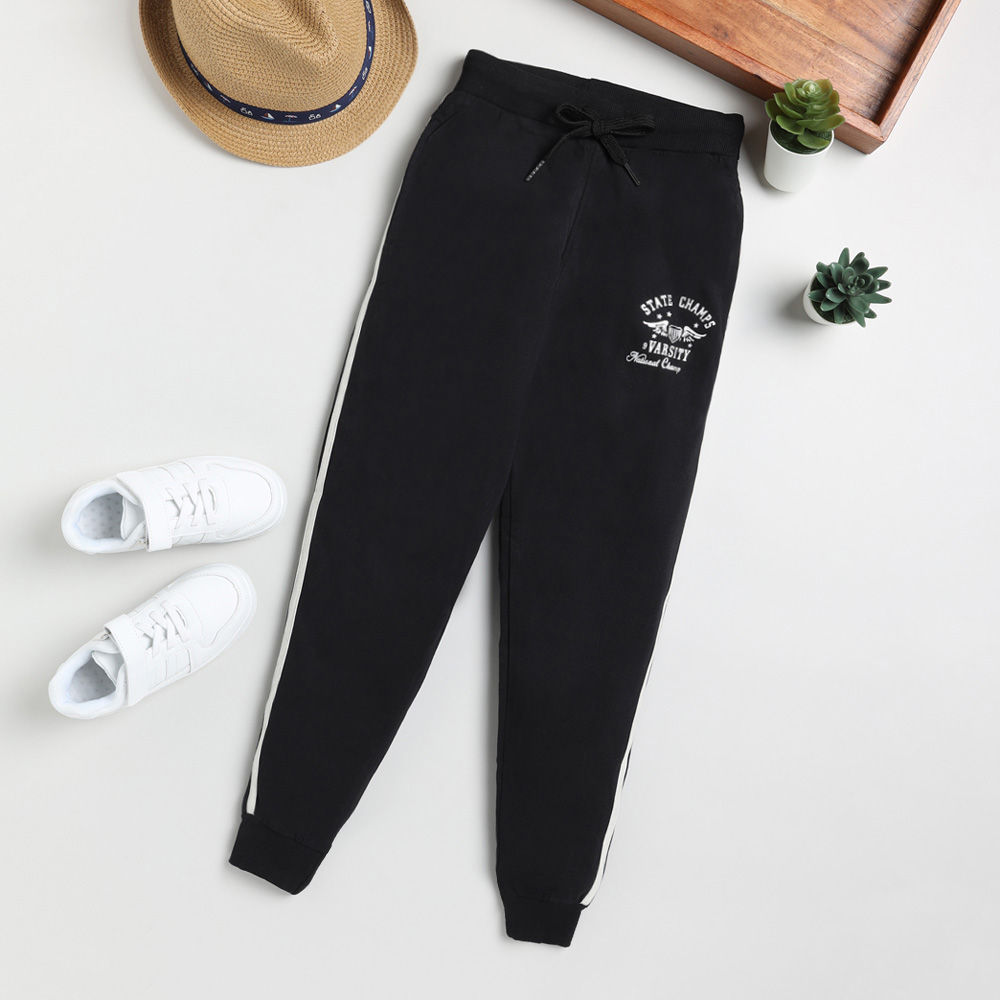 

features material 100 cotton fit type slim the actual product