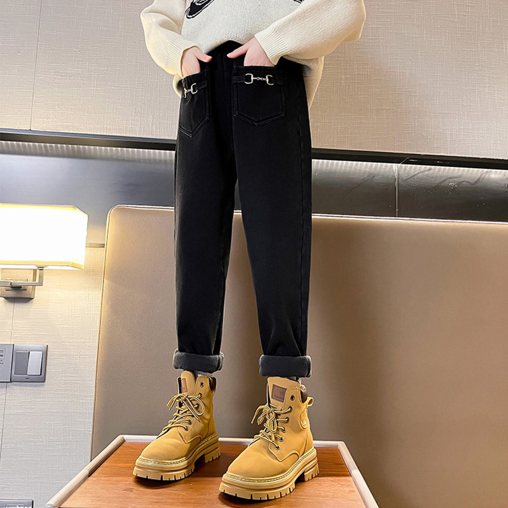 

features material 40 cotton 60 polyester fit type regular the