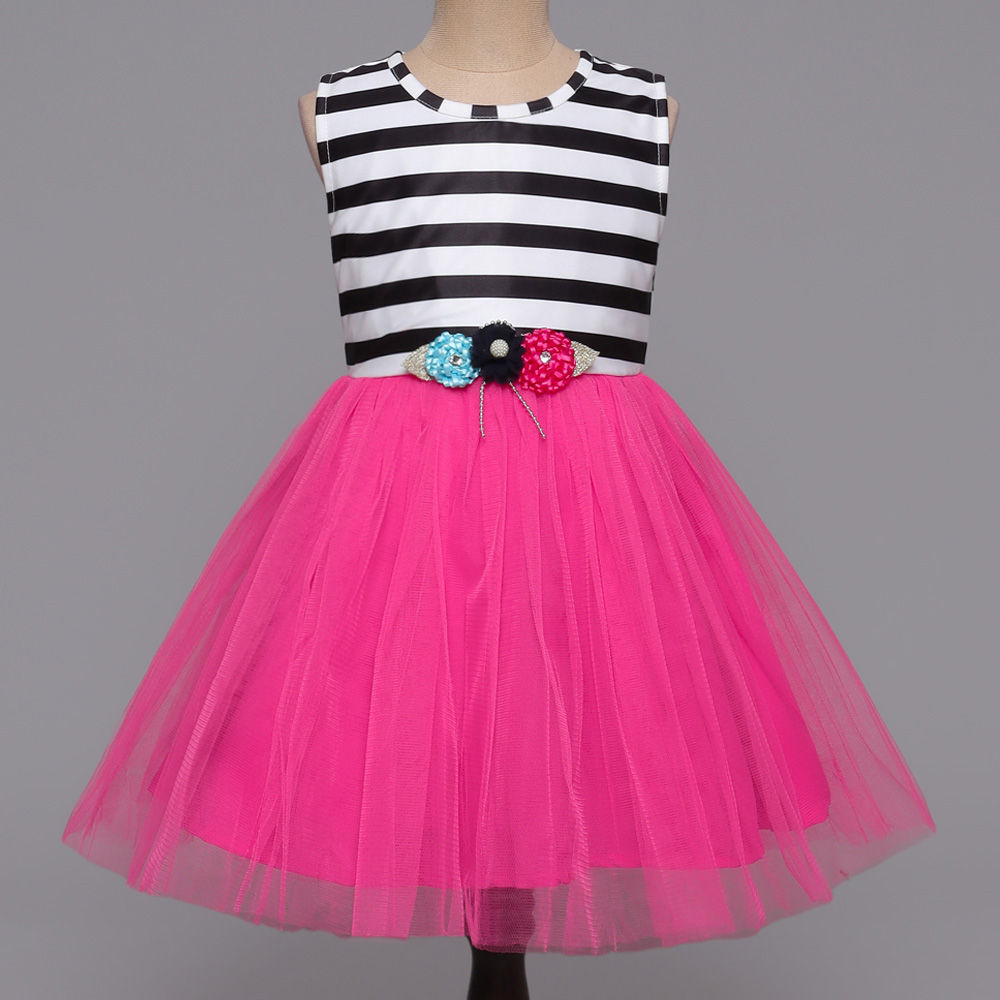 

features material 100 polyester fit type slim the actual product