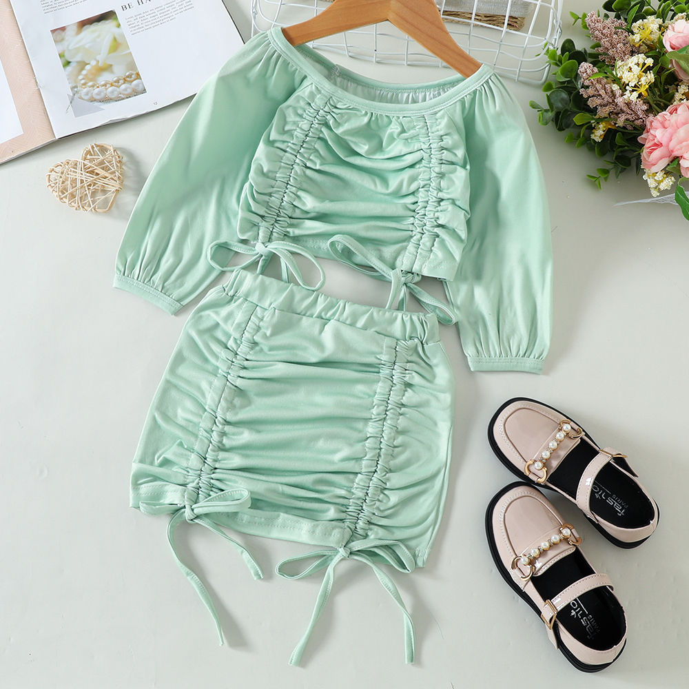 

features top material 100 polyester bottom material 100 polyester fit