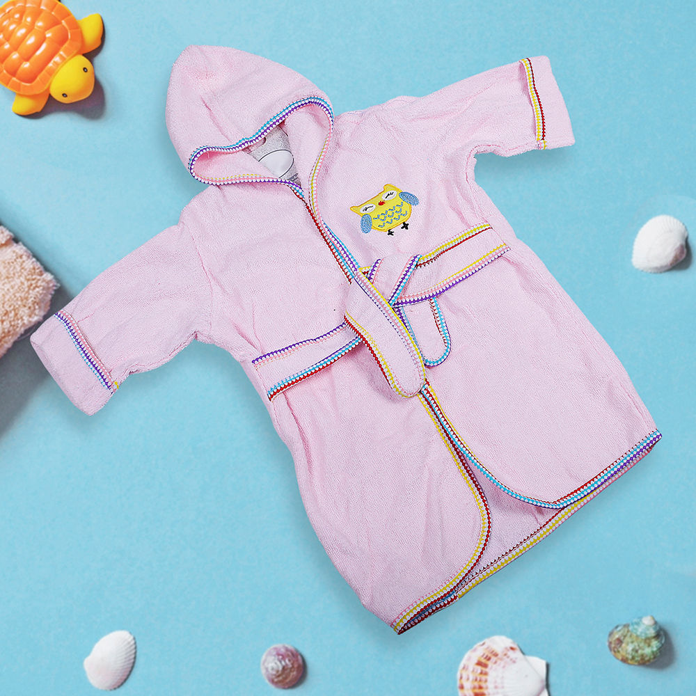 

this cute hooded baby moo bathrobe will make shower time