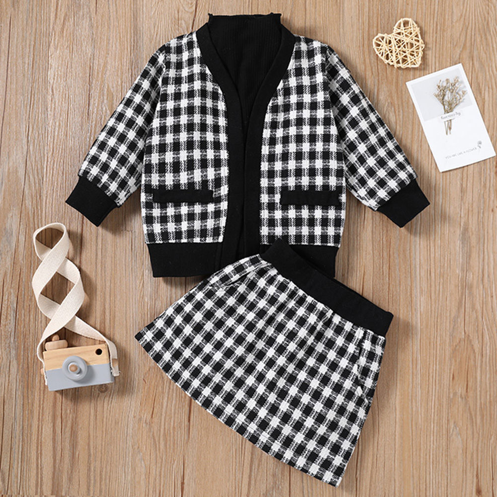 

features top material 100 polyester bottom material 100 polyester fit