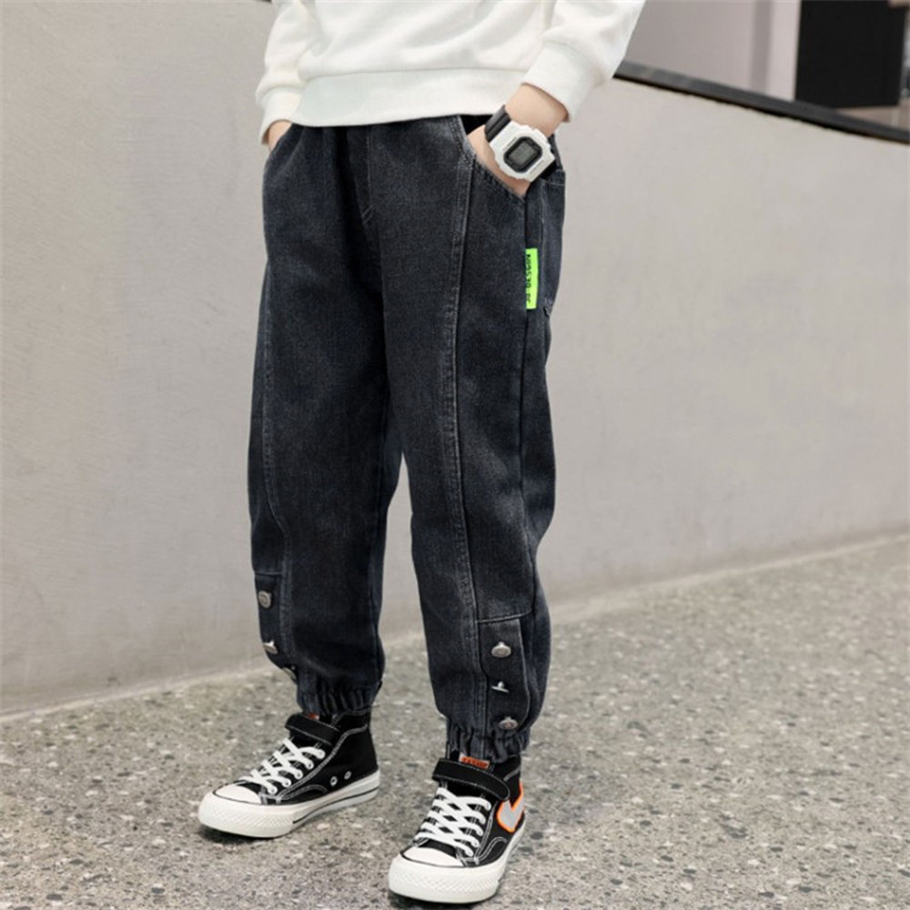 

features material 100 polyester fit type regular the actual product