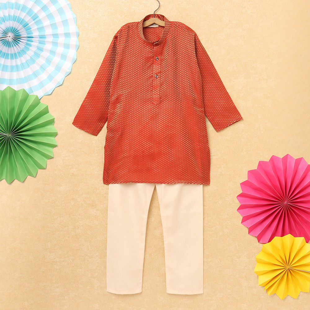 

features material silk blend the actual product may differ slightly