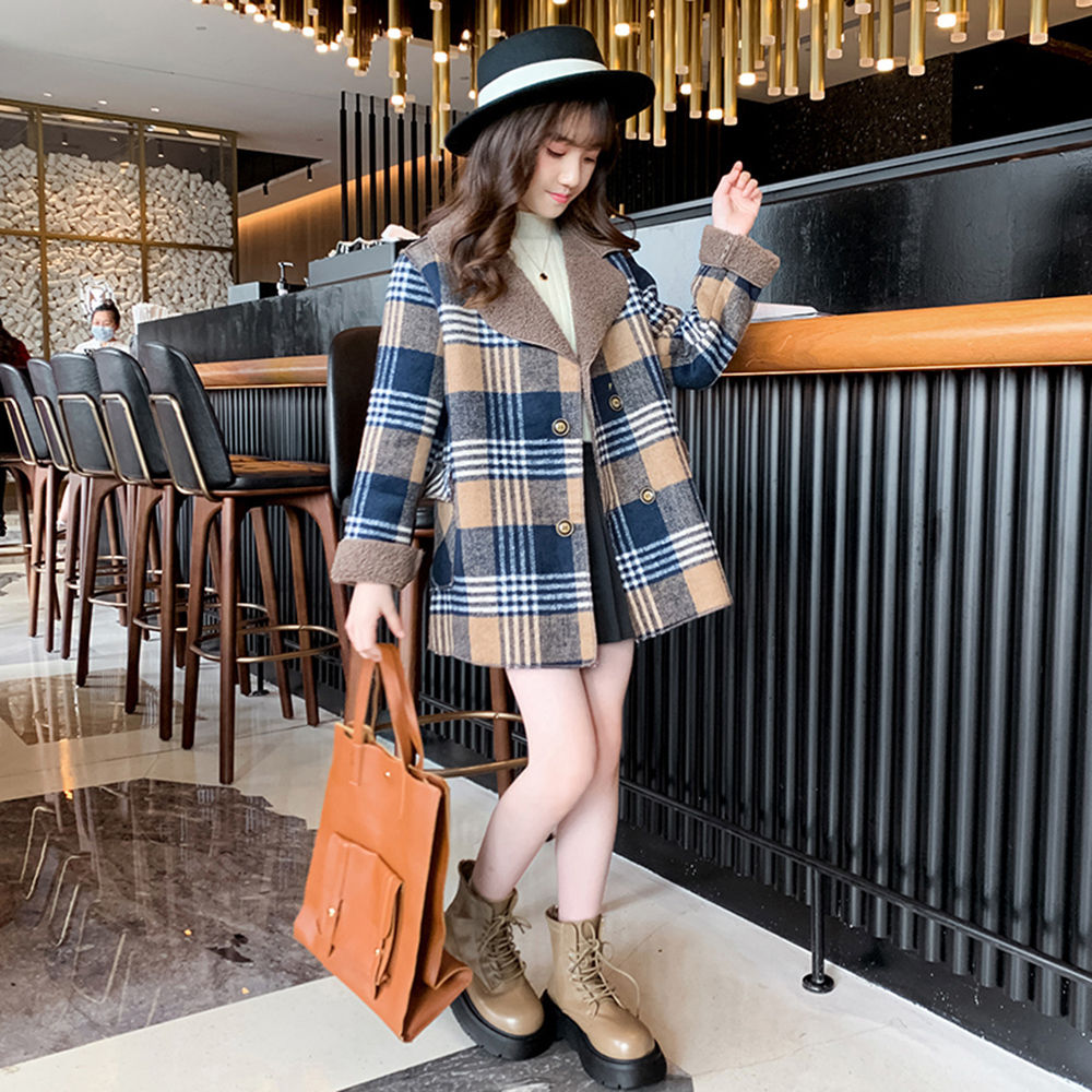 

features material 100 polyester fit type regular the actual product