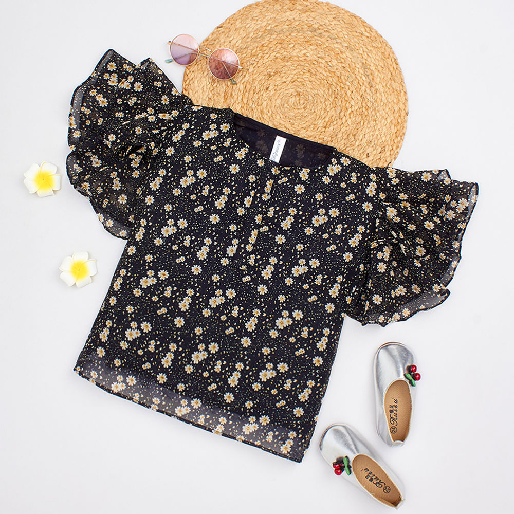 

features material 100 polyester fit type regular the actual product