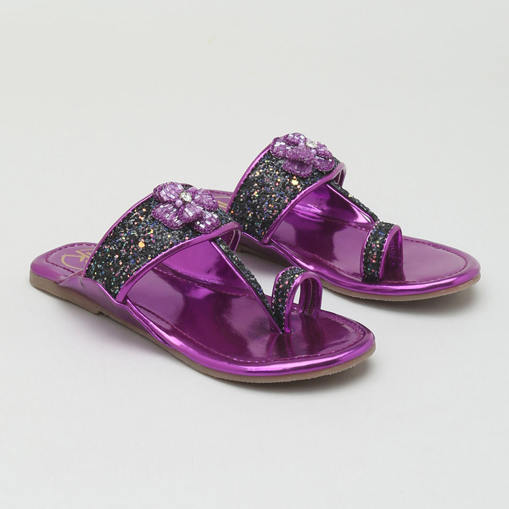

features upper material 100 leather sole material 100 leather the