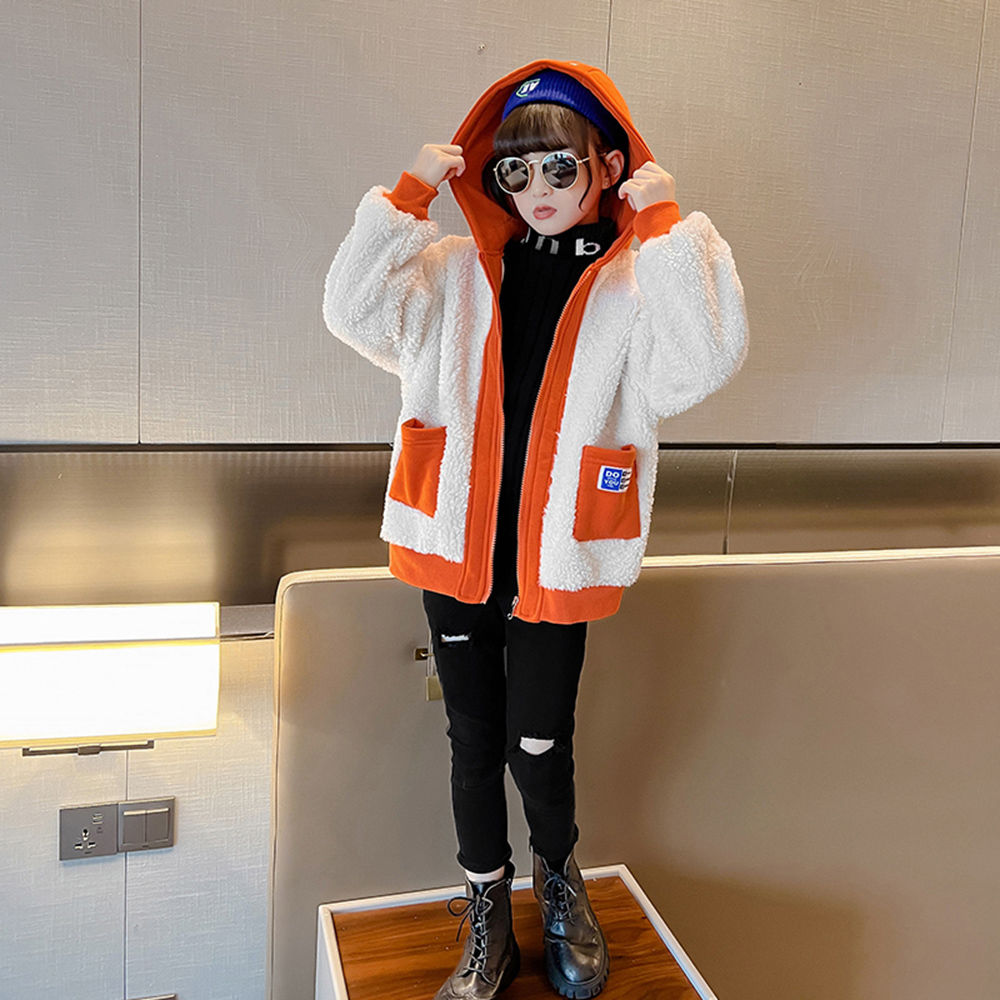 

features material 100 polyester fit type regular the actual product