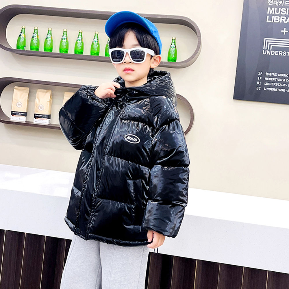 

features material 100 polyester fit type regular the actual product