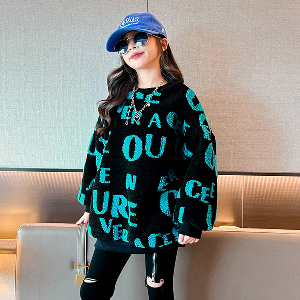 

features material 100 polyester fit type loose the actual product