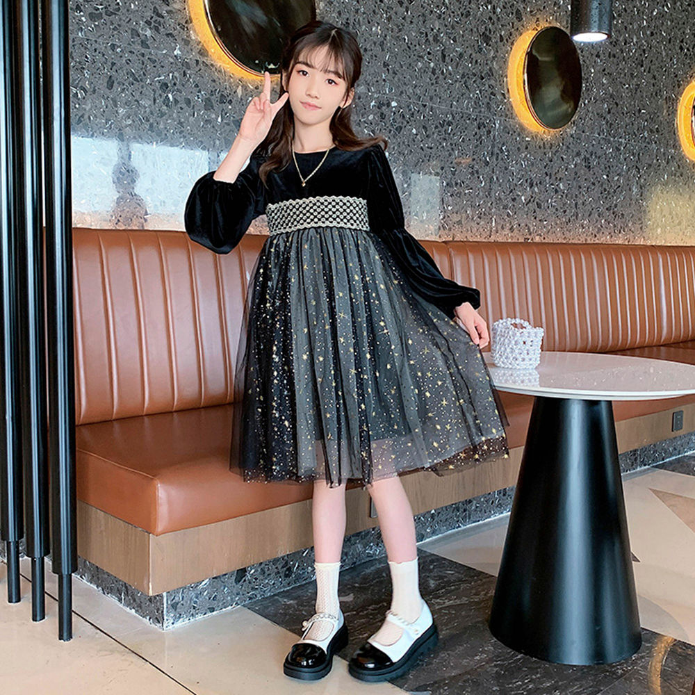 

features material 100 polyester fit type regular the actual product