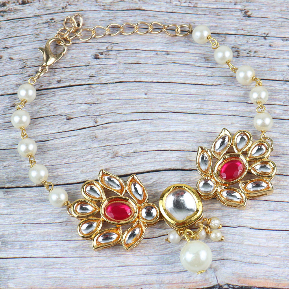 

dress your girl in this lovely accessories and make her