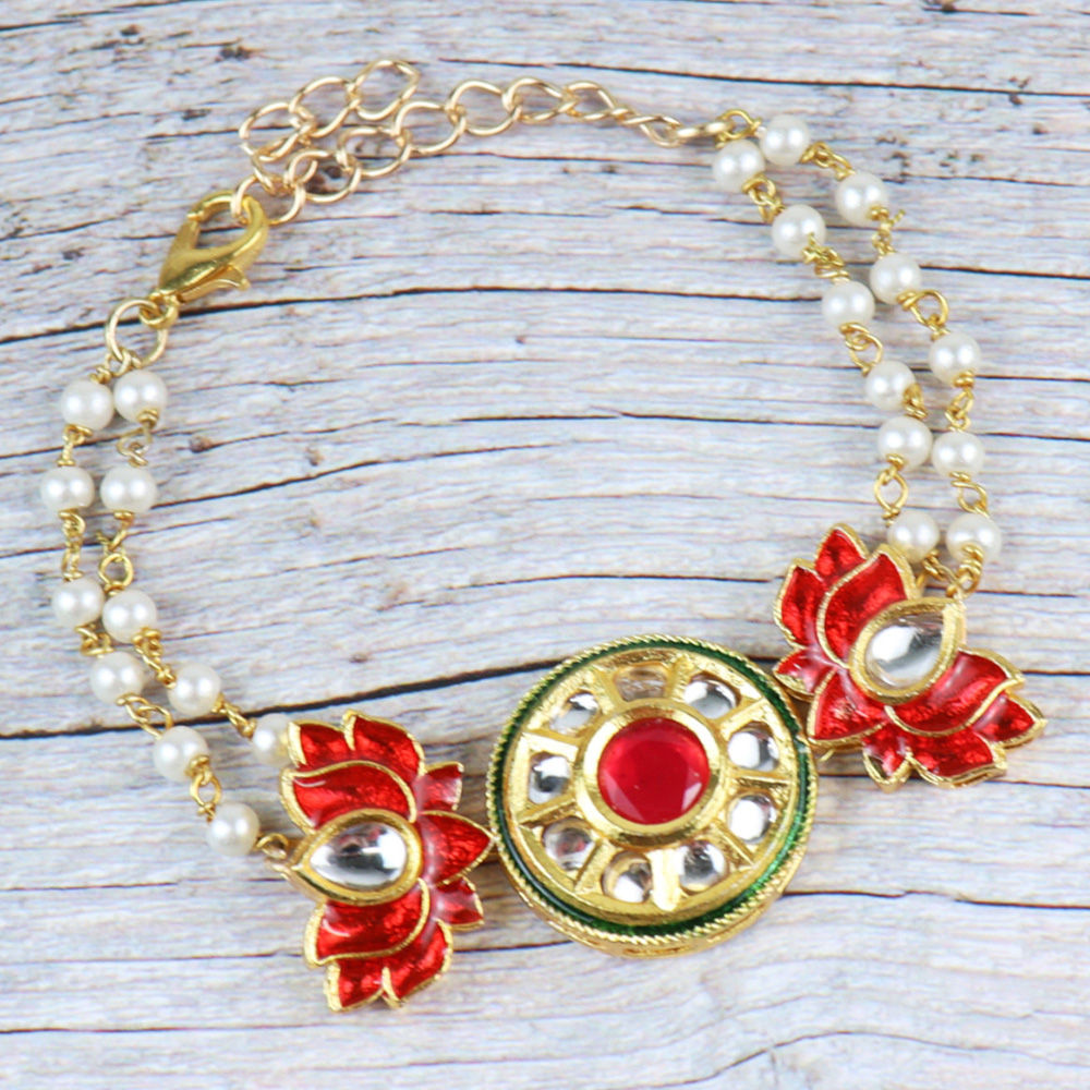 

dress your girl in this lovely accessories and make her
