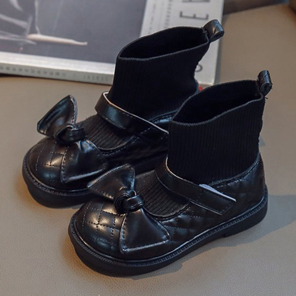 

features upper material 95 tpr 5 pu sole material 95