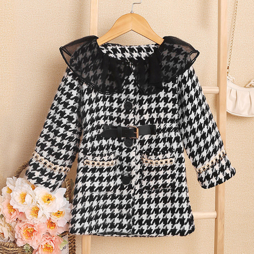 

features material 100 polyester fit type regular the actual product