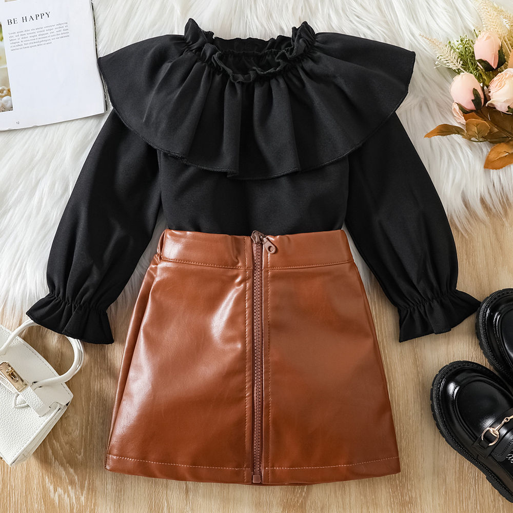 

features top material 100 polyester bottom material 100 pu fit