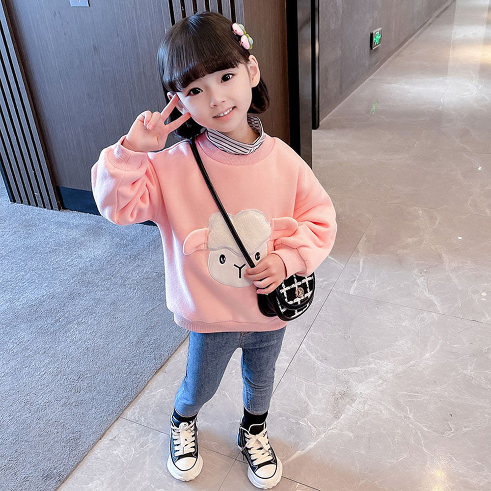 

features material 100 polyester fit type regular the actual product