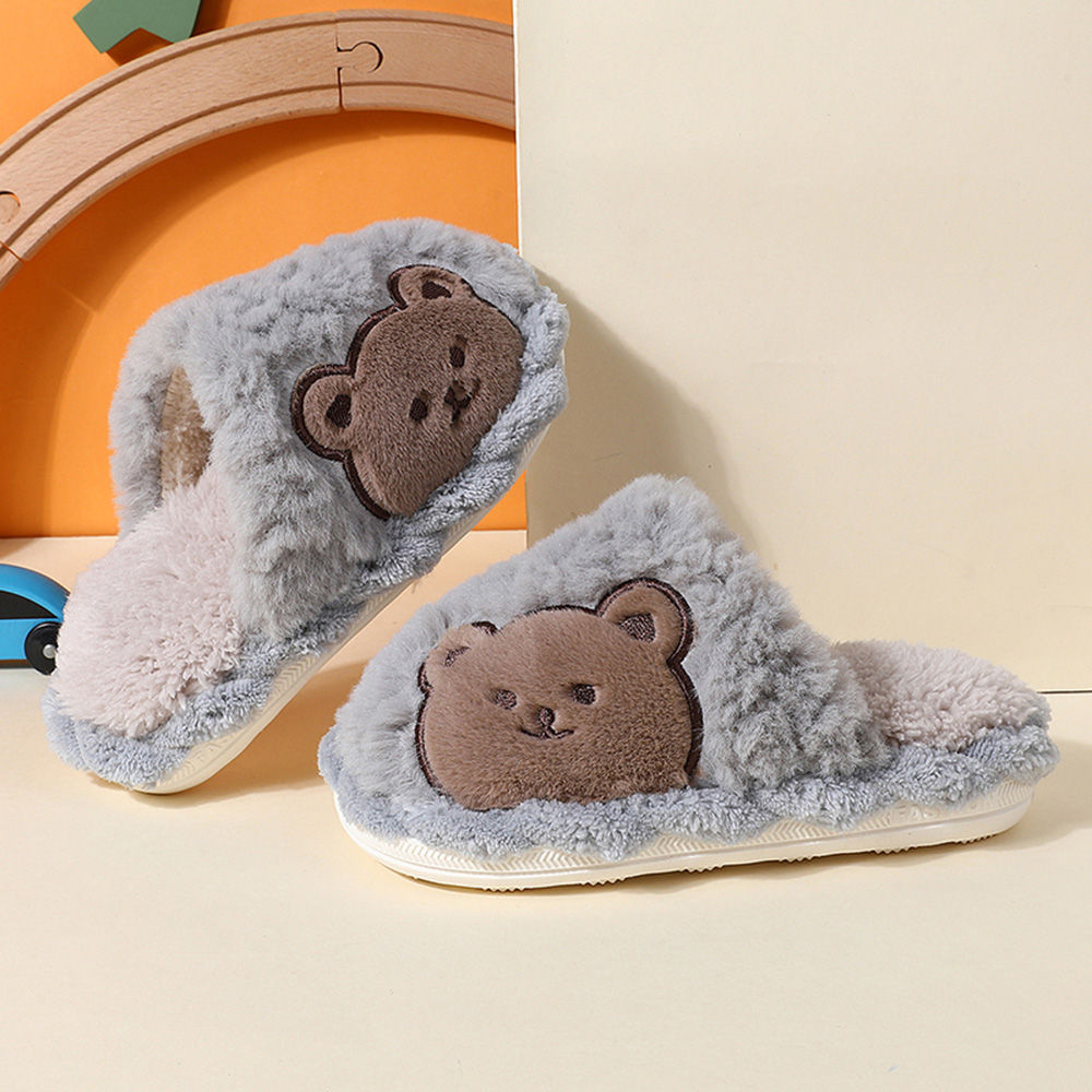 

features upper material 100 fur sole material 100 rubber the